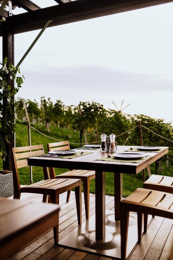Hotel Wohnen Beim Wein Tschermonegg Eckberg
