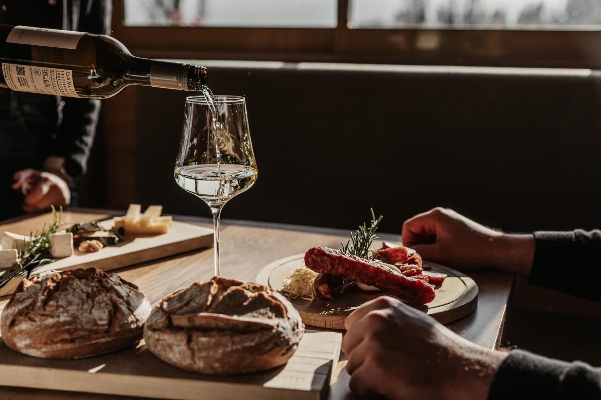 Wohnen Beim Wein Tschermonegg *