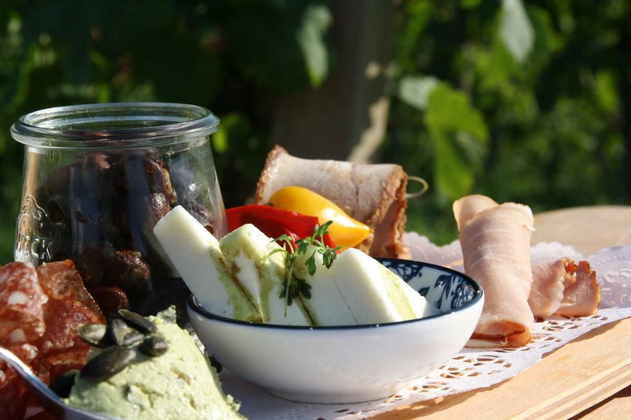 Wohnen Beim Wein Tschermonegg Eckberg